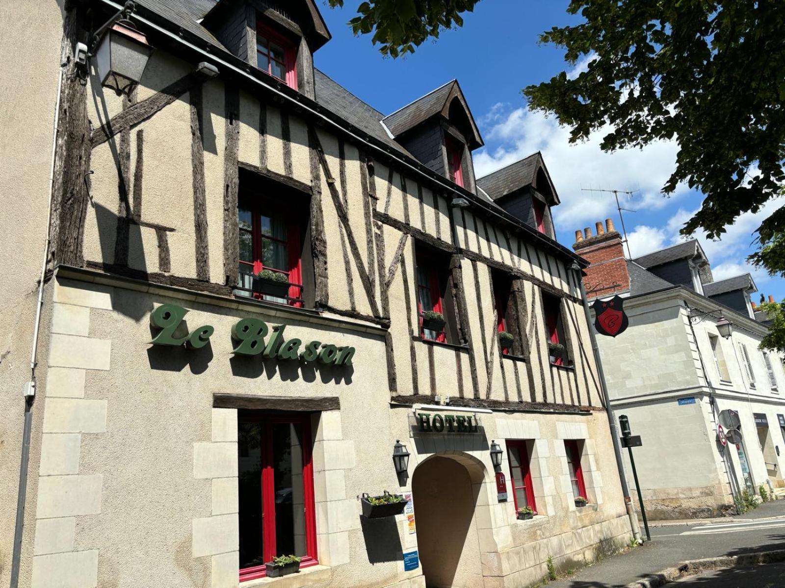 Hotel Le Blason أمبُواز المظهر الخارجي الصورة